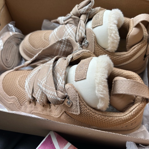 UGG Lowmel - Picture 4 of 6